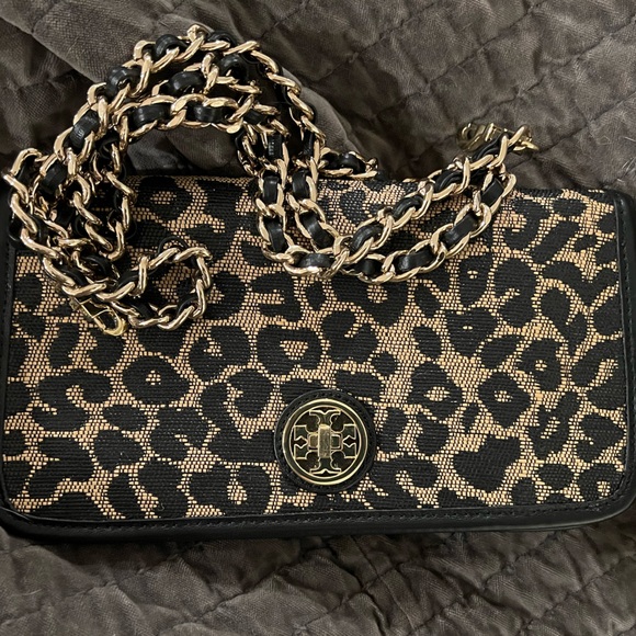 Tory Burch Leopard Print Raffia Crossbody Bag - Picture 7 of 9